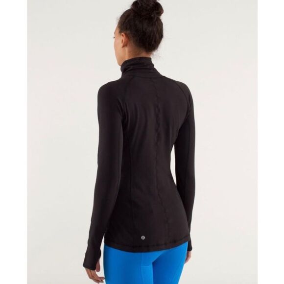 Lululemon Speedy Turtleneck - Picture 6 of 6